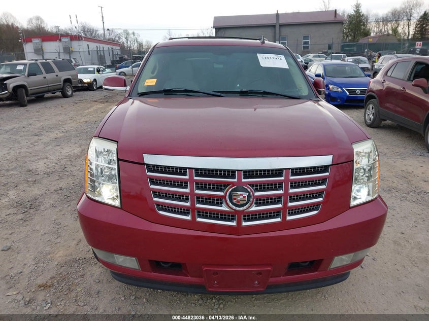 2007 Cadillac Escalade Standard VIN: 1GYFK63857R127674 Lot: 44823036