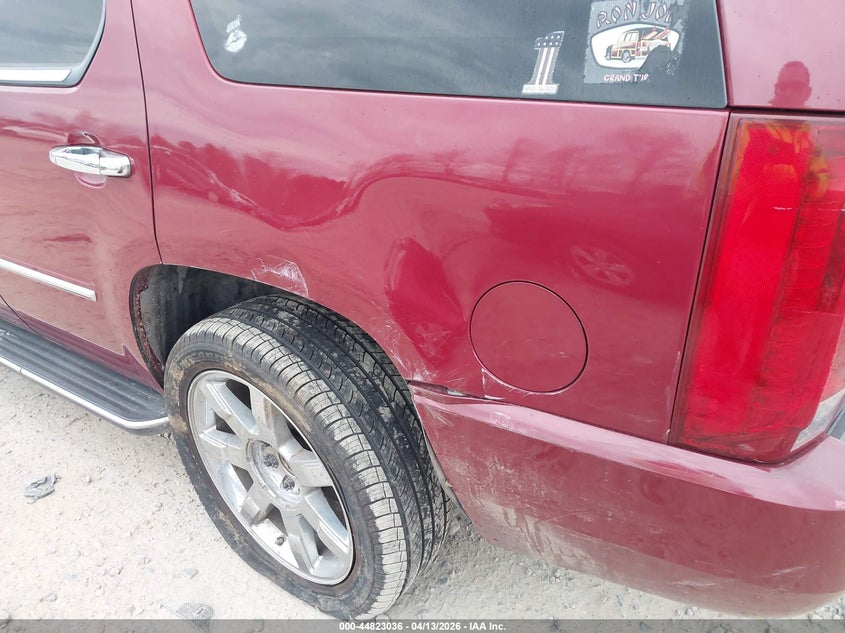 2007 Cadillac Escalade Standard VIN: 1GYFK63857R127674 Lot: 44823036