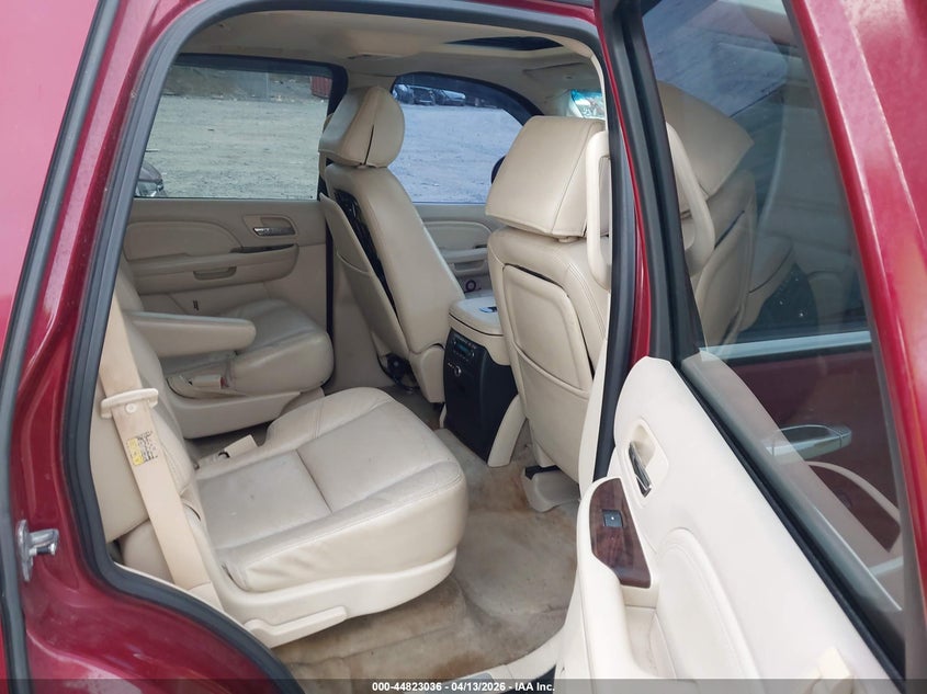 2007 Cadillac Escalade Standard VIN: 1GYFK63857R127674 Lot: 44823036