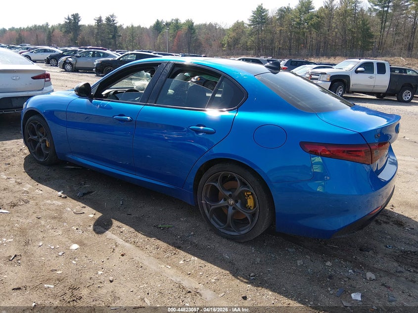 2019 Alfa Romeo Giulia Ti Sport Awd