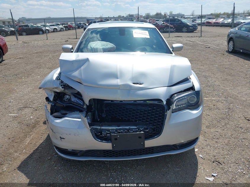2023 Chrysler 300 3.6 S silver Lot 111044823190 Vin 2C3CCABG4PH628545