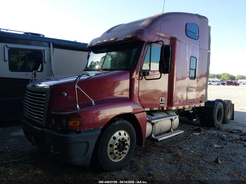 1FUJBBCK77LW48752 2007 Freightliner Conventional St120 photo 1