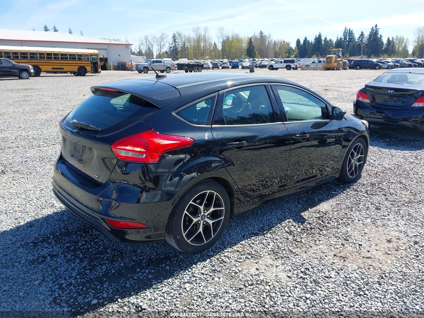 2015 Ford Focus 2.0 Se grey Lot 111044823217 Vin 1FADP3K28FL211361