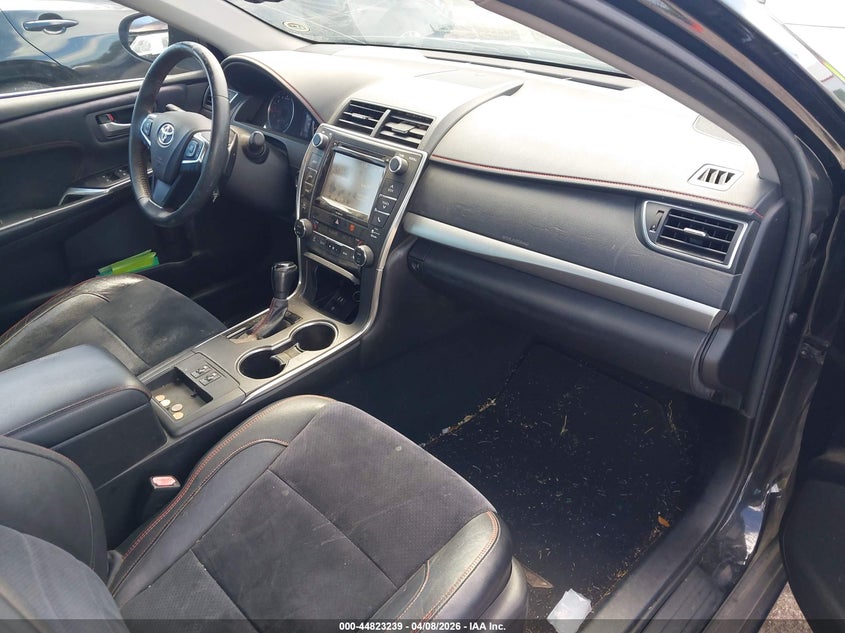 2017 Toyota Camry Xse