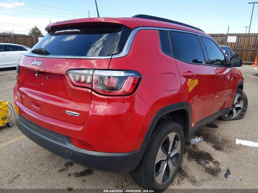 3C4NJDBB6KT768063 2019 Jeep Compass 2.4 Latitude 4X4 red