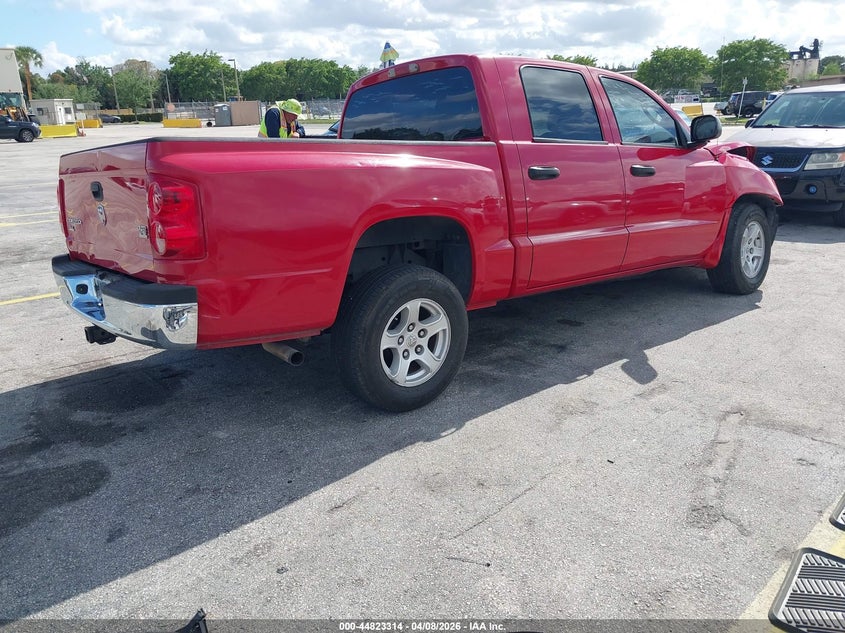 2005 Dodge Dakota Slt