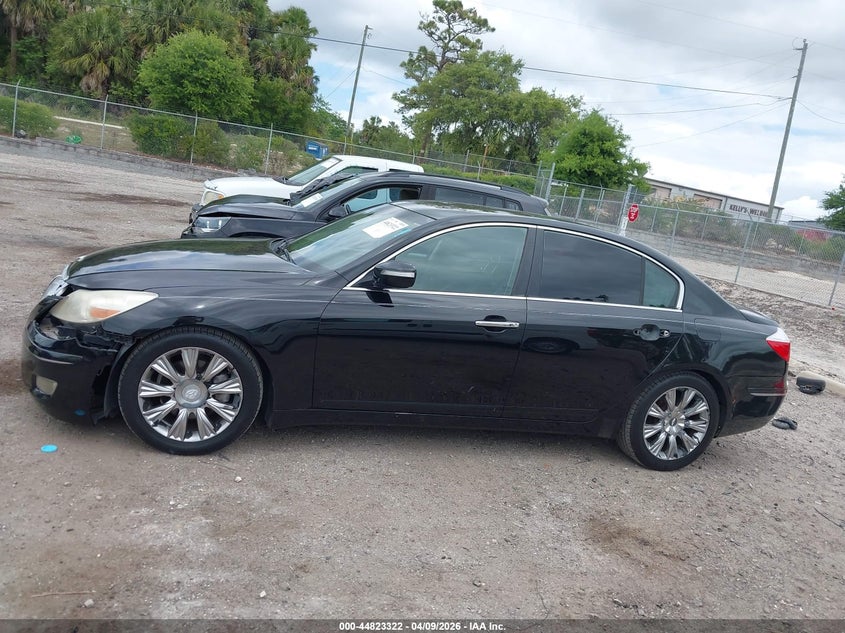 2011 Hyundai Genesis 3.8 VIN: KMHGC4DE9BU128022 Lot: 44823322