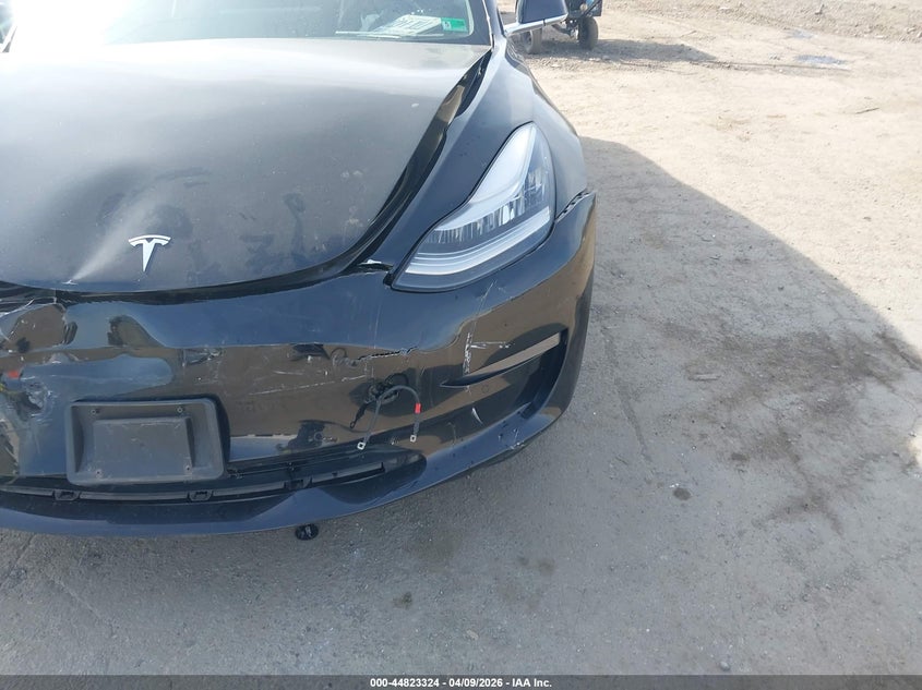 2019 Tesla Model 3 Long Range/Performance black Lot 111044823324 Vin 5YJ3E1EB3KF384357