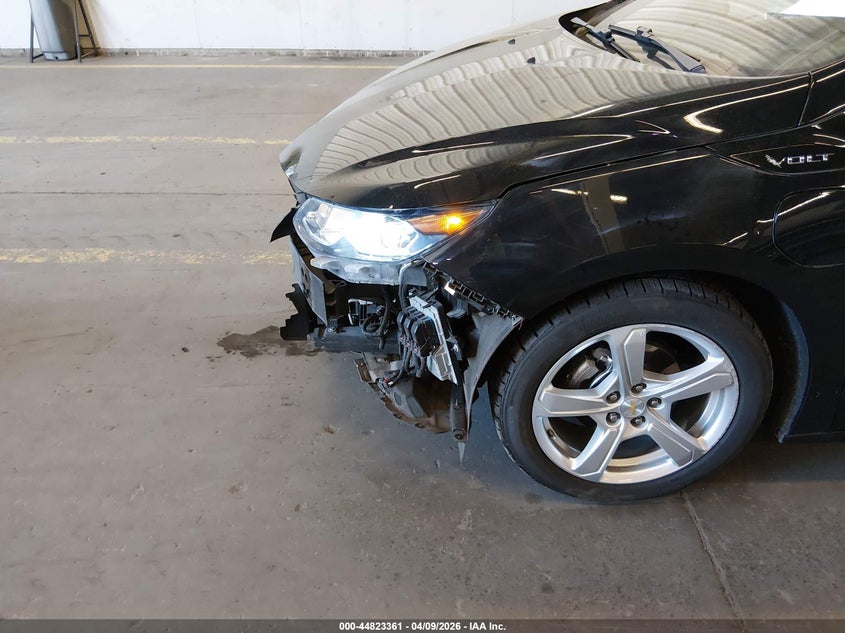 2017 Chevrolet Volt Lt VIN: 1G1RC6S55HU181121 Lot: 44823361