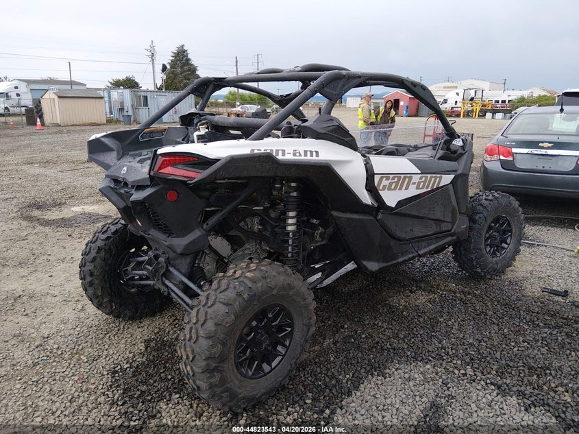 2023 CAN-AM MAVERICK X3 auction photo 4