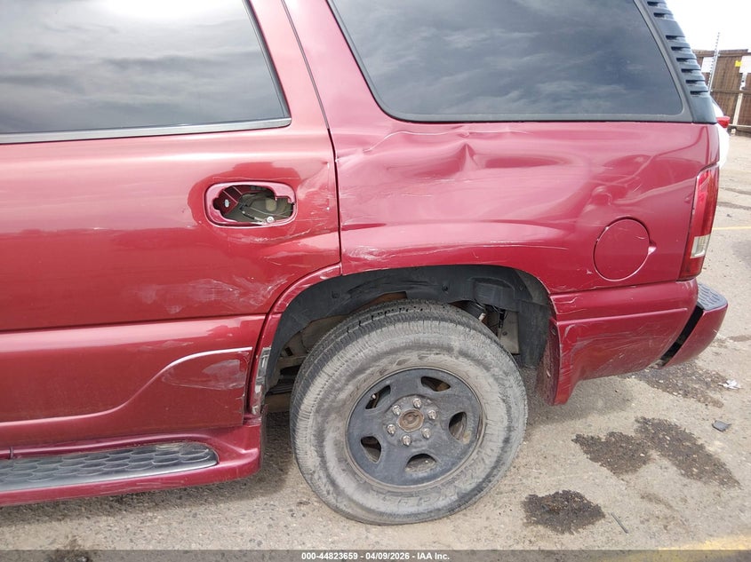 2004 GMC Yukon Denali VIN: 1GKEK63U14J109945 Lot: 44823659