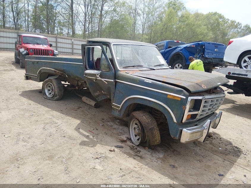 1FTCF10Y9DNA64098 1983 Ford F100 auction photo 1