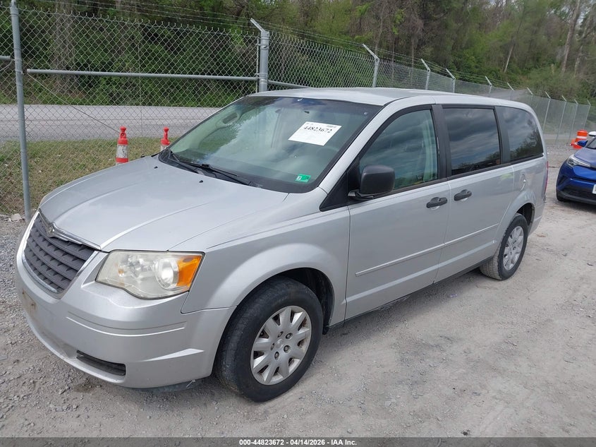 2008 Chrysler Town & Country Lx