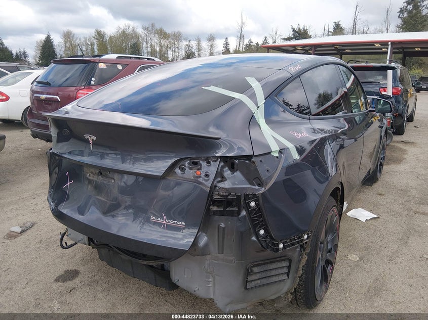 2023 Tesla Model y Performance Dual Motor All-wheel Drive Grey Lot 111044823733 Vin 7SAYGDEF3PF825421