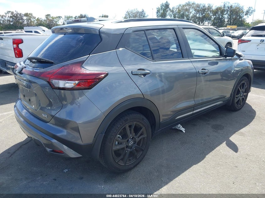 2023 Nissan Kicks Sr Xtronic Cvt