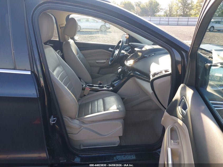1FMCU0J94EUD63301 2014 Ford Escape 2.0 Titanium black