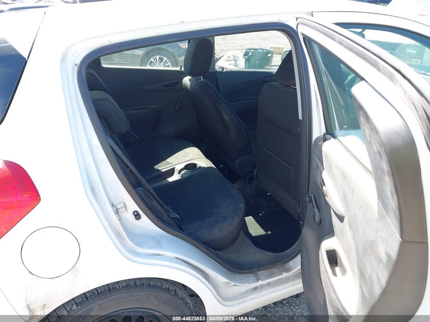 2020 Chevrolet Spark 1.4 Fwd Ls Automatic white Lot 111044823853 Vin KL8CB6SA7LC463085