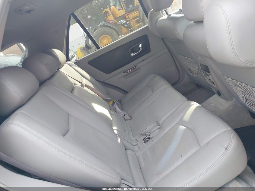 2005 Cadillac Srx V6 VIN: 1GYEE637750114789 Lot: 44823866