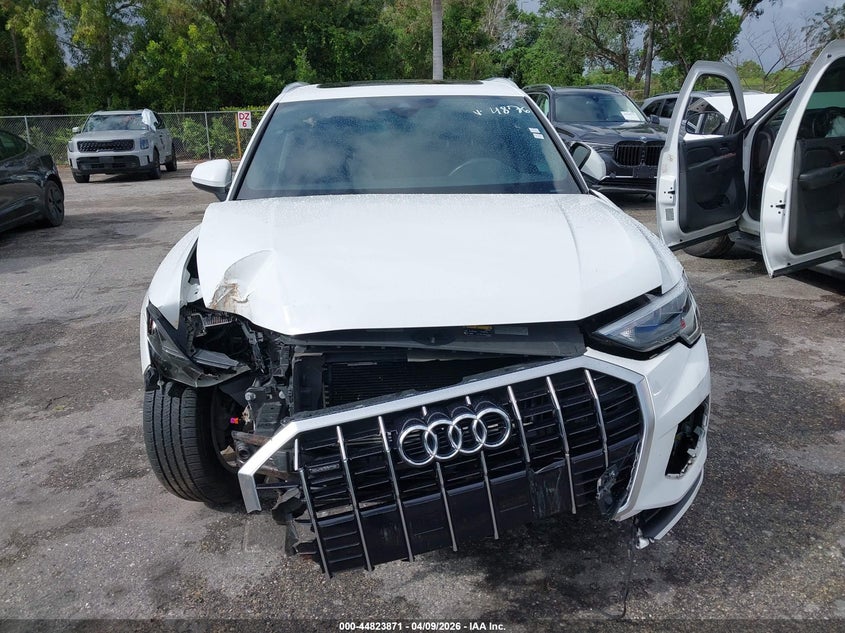 2021 Audi Q3 Premium 40 Tfsi Quattro Tiptronic VIN: WA1AUCF37M1074876 Lot: 44823871