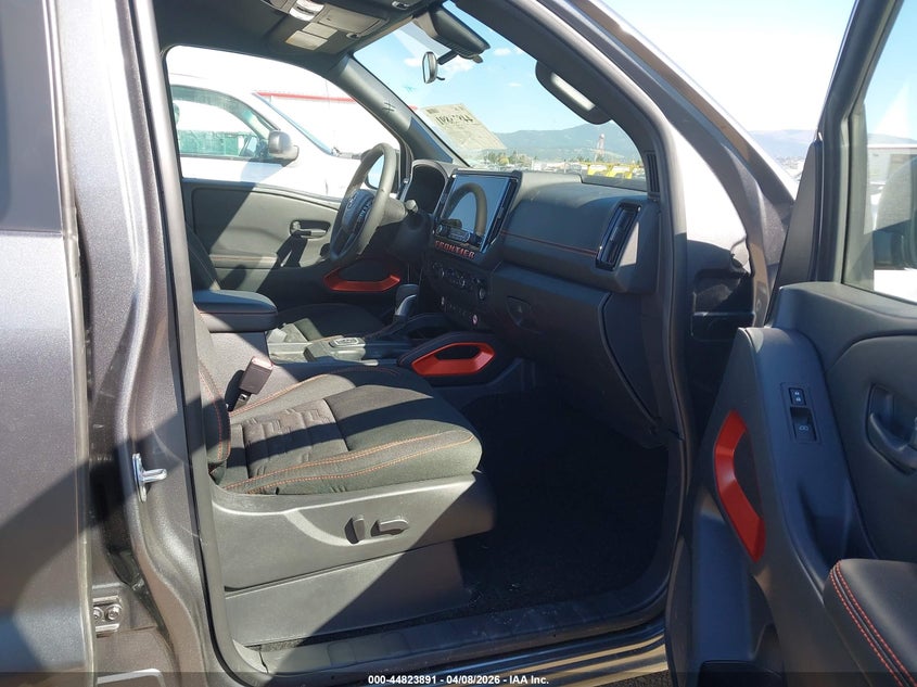 2026 Nissan Frontier Pro-4X 4X4