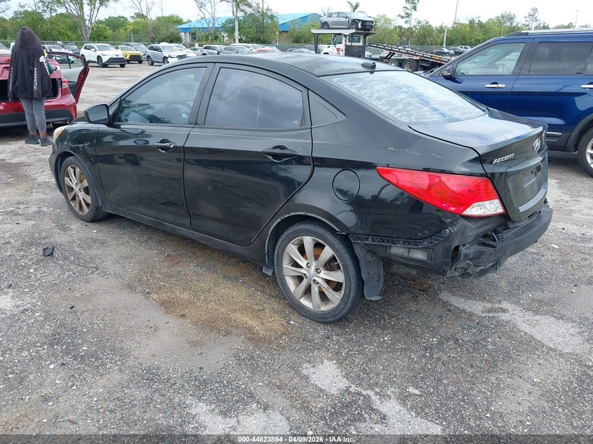2013 Hyundai Accent Gls