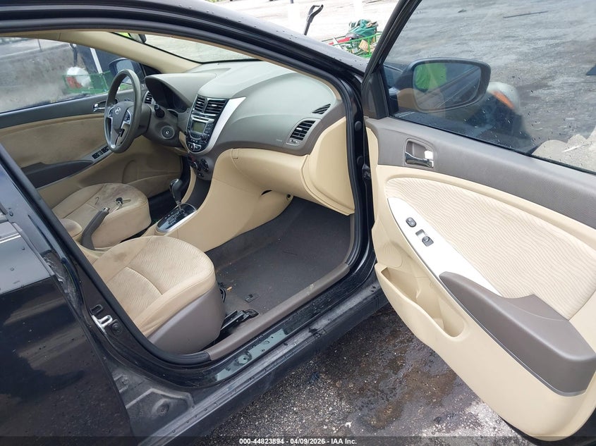 2013 Hyundai Accent Gls