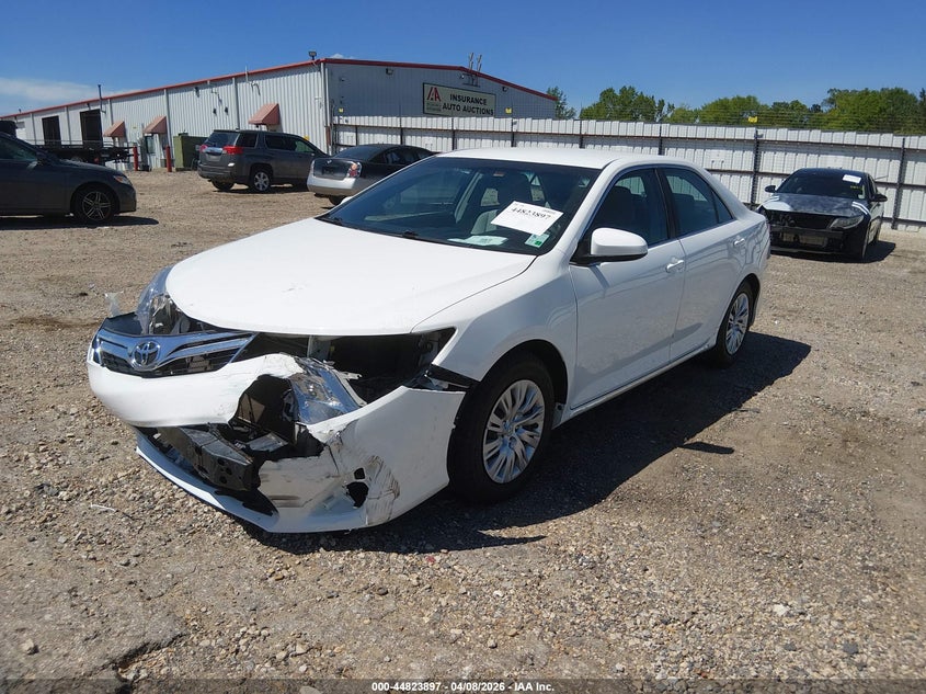 2014 Toyota Camry Le