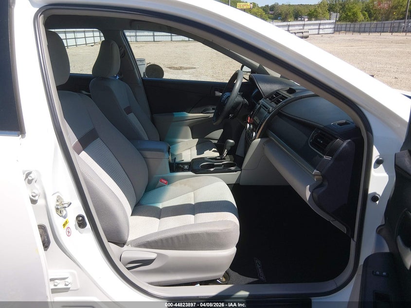 2014 Toyota Camry Le