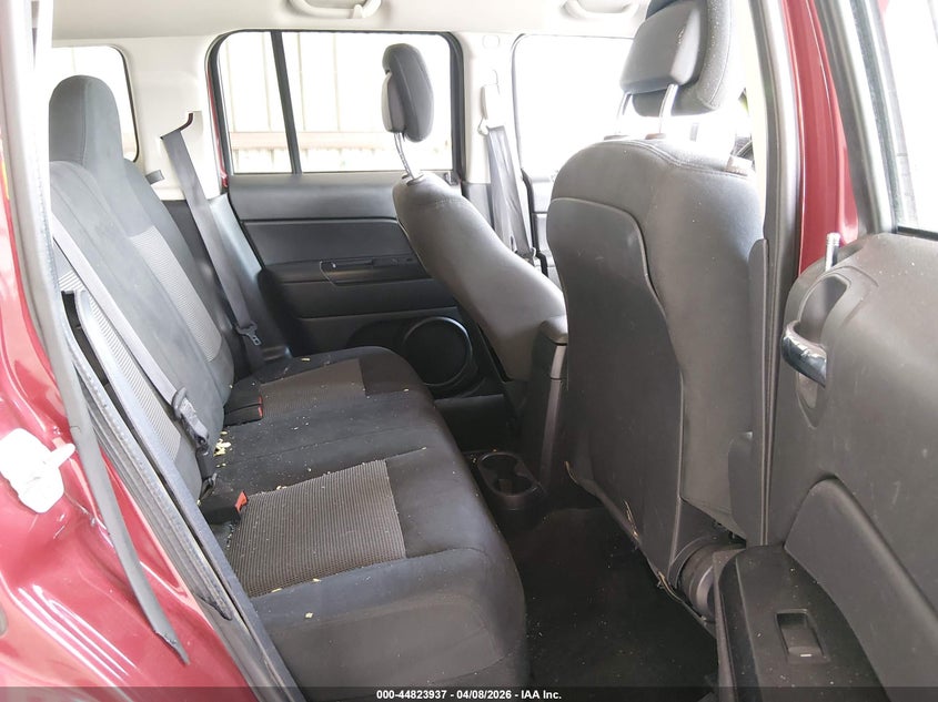 2016 JEEP PATRIOT auction photo 8