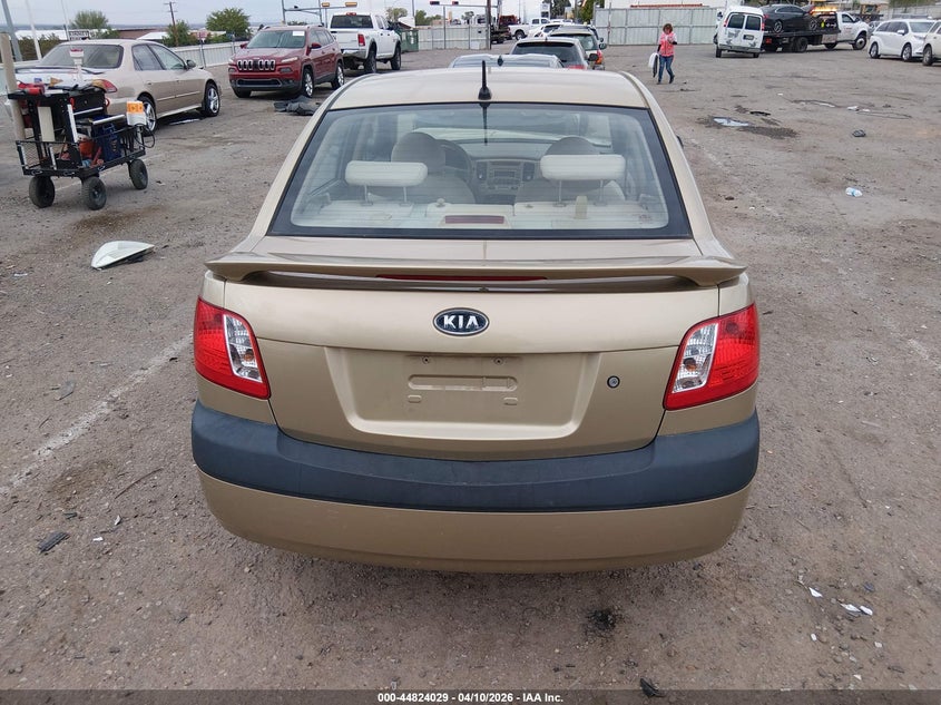 2007 Kia Rio Lx VIN: KNADE123076201062 Lot: 44824029