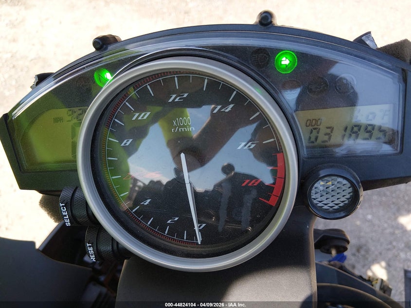 2014 Yamaha Yzfr6 VIN: JYARJ16E6EA031778 Lot: 44824104