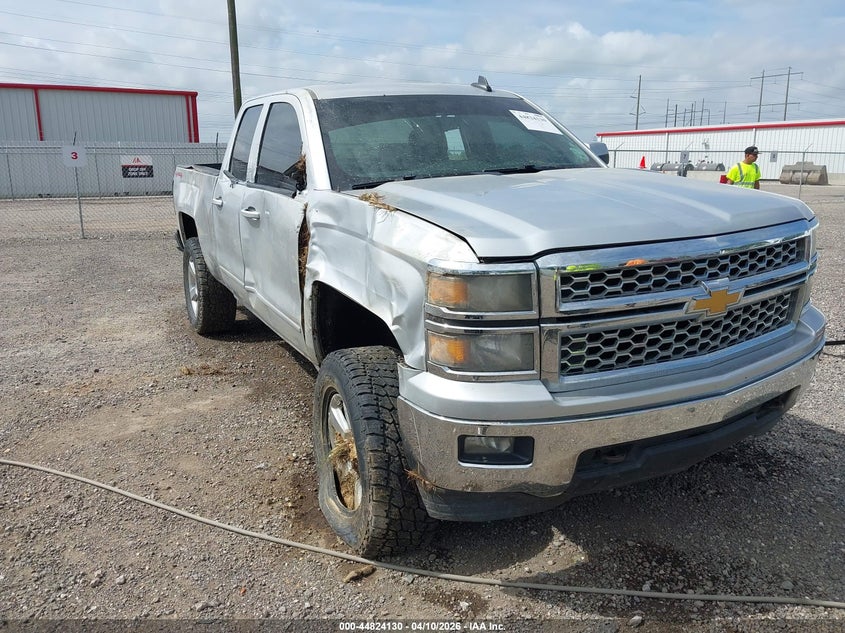 CHEVROLET SILVERADO 1500 2015. Lot# 44824130. VIN 1GCVKREH2FZ240920. Photo 1