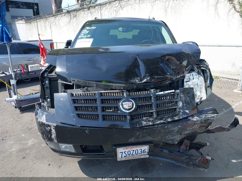 2013 Cadillac Escalade Esv Luxury VIN: 1GYS3HEF1DR151503 Lot: 44824140