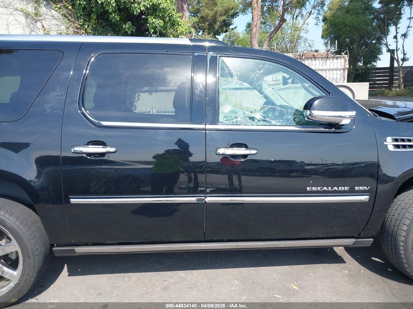 2013 Cadillac Escalade Esv Luxury VIN: 1GYS3HEF1DR151503 Lot: 44824140