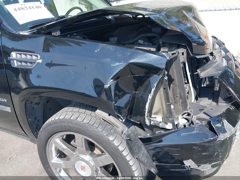 2013 Cadillac Escalade Esv Luxury VIN: 1GYS3HEF1DR151503 Lot: 44824140