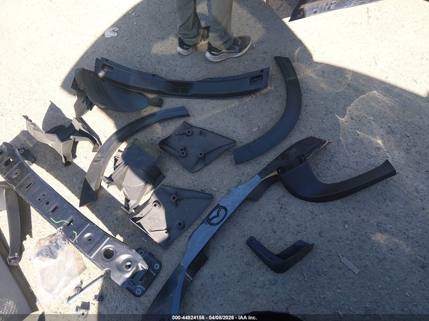 2025 Mazda Cx-90 Phev Premium Sport VIN: JM3KKCHA5S1196846 Lot: 44824156