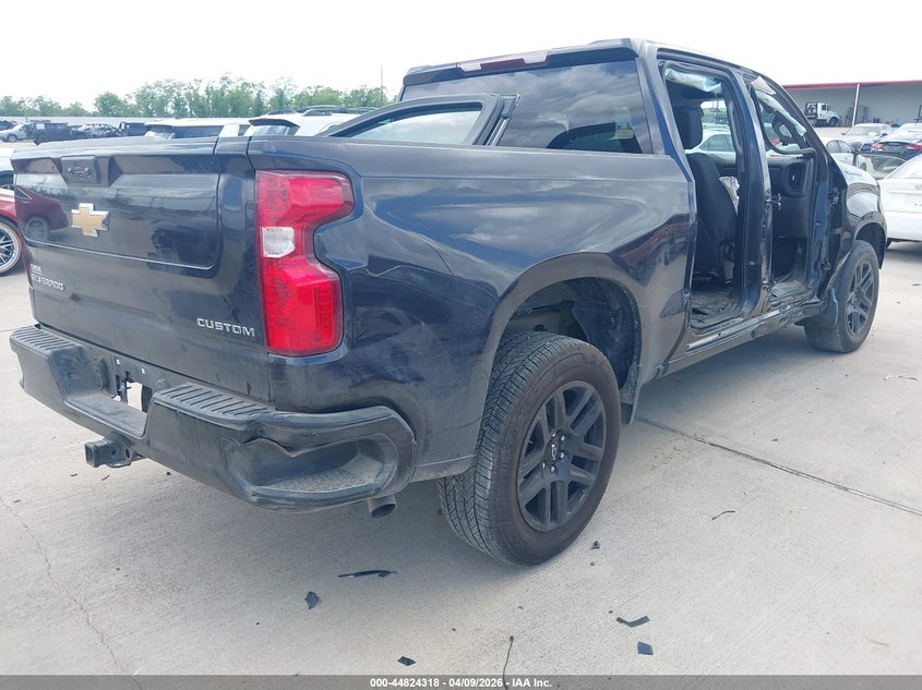 2023 Chevrolet Silverado 2.7 1500 2Wd Short Bed Custom blue Lot 111044824318 Vin 3GCPABEK2PG266496