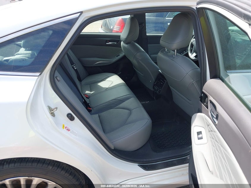 2019 Toyota Avalon Limited VIN: 4T1BZ1FB1KU032833 Lot: 44824320