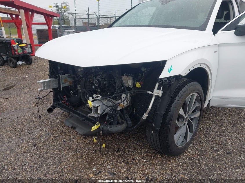 2023 Audi Q5 2.0 Premium Plus 45 Tfsi S Line Quattro white Lot 111044824378 Vin WA1EAAFY2P2054477