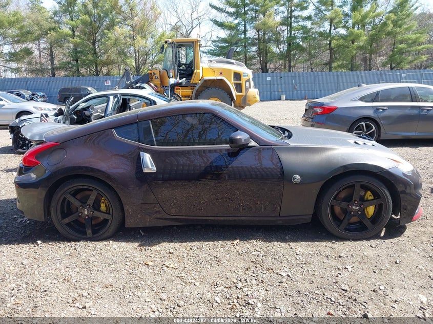 2017 Nissan 370Z VIN: JN1AZ4EHXHM952138 Lot: 44824387