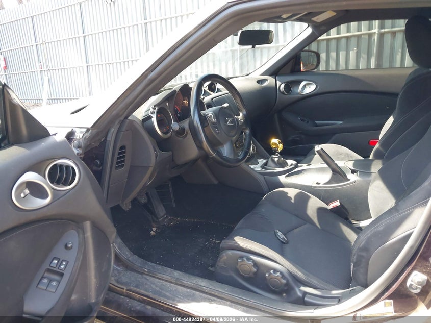 2017 Nissan 370Z VIN: JN1AZ4EHXHM952138 Lot: 44824387