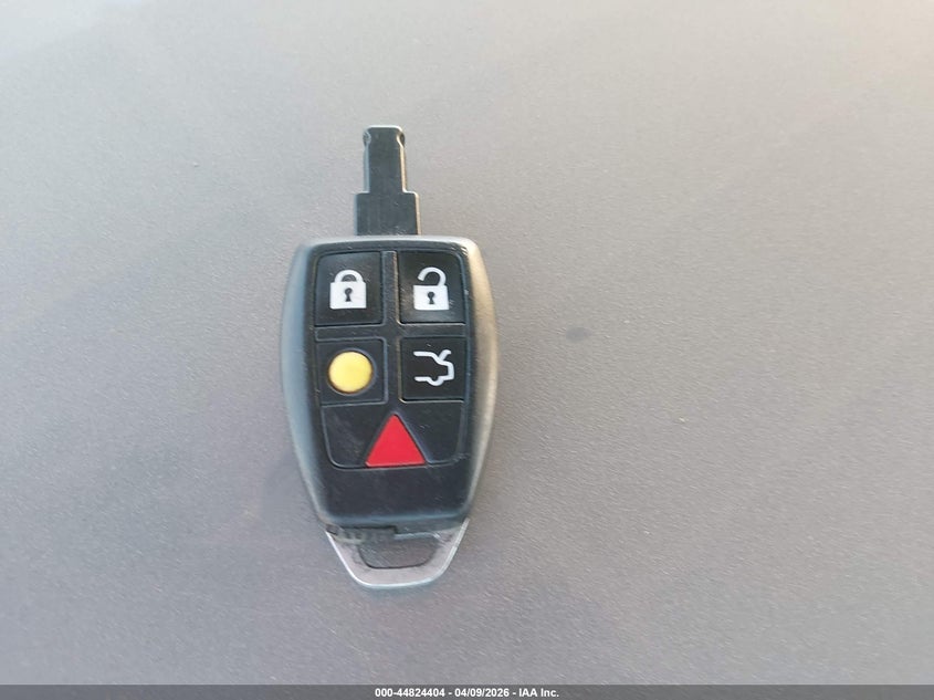 2005 Volvo S40 2.4I VIN: YV1MS382752056607 Lot: 44824404