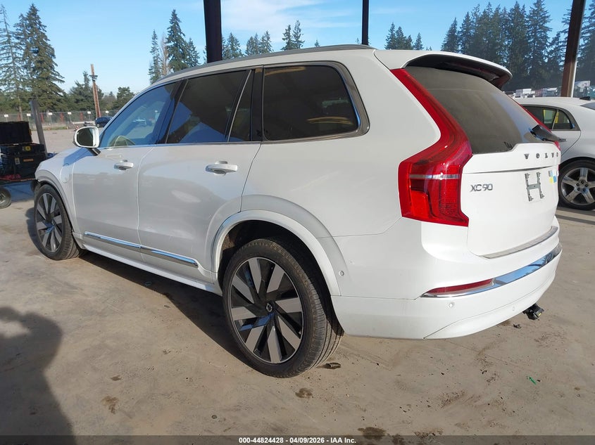 2023 Volvo Xc90 Recharge Plug-In Hybrid T8 Ultimate 6-Seater