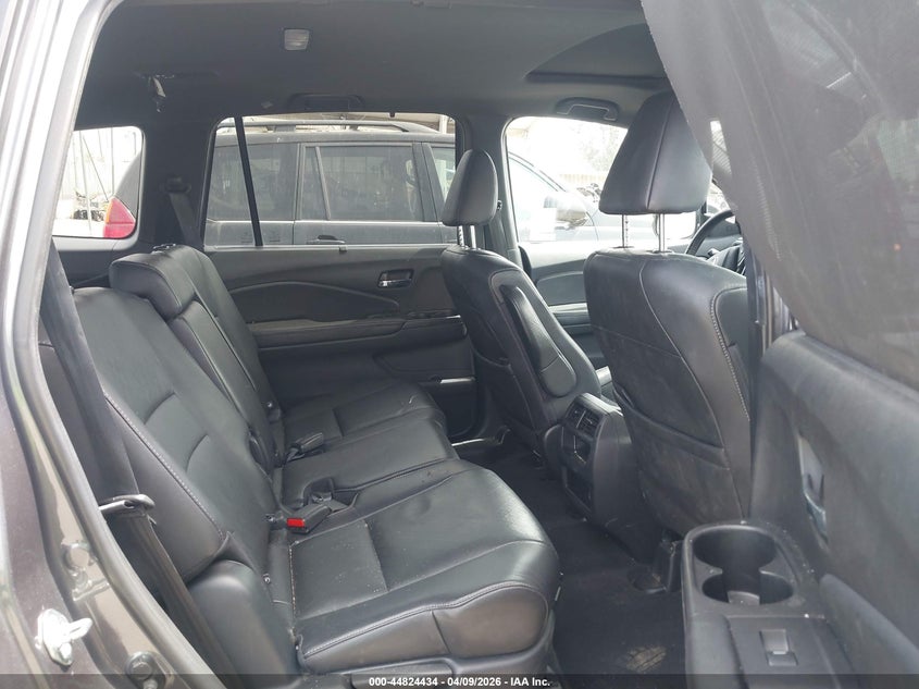 2019 Honda Passport Ex-L VIN: 5FNYF7H56KB008523 Lot: 44824434