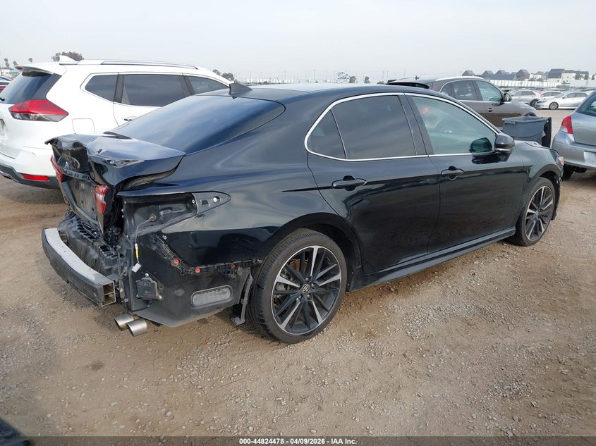 2020 Toyota Camry Xse