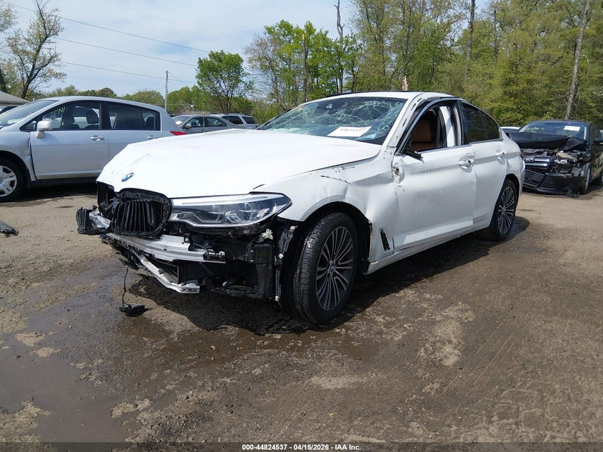 2019 BMW 530I auction photo 2