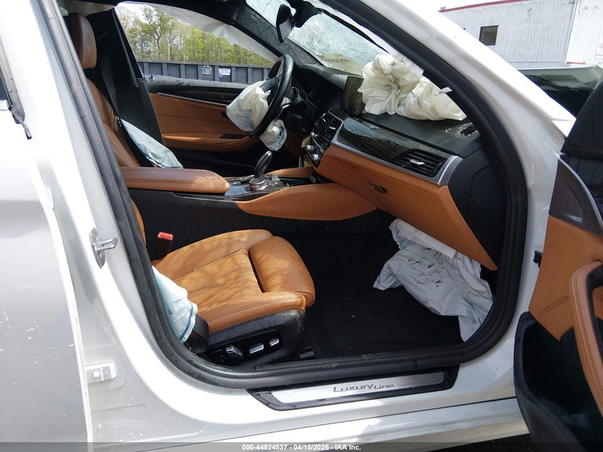 2019 BMW 530I auction photo 5