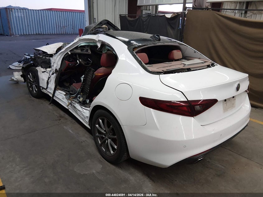 2018 Alfa Romeo Giulia Rwd