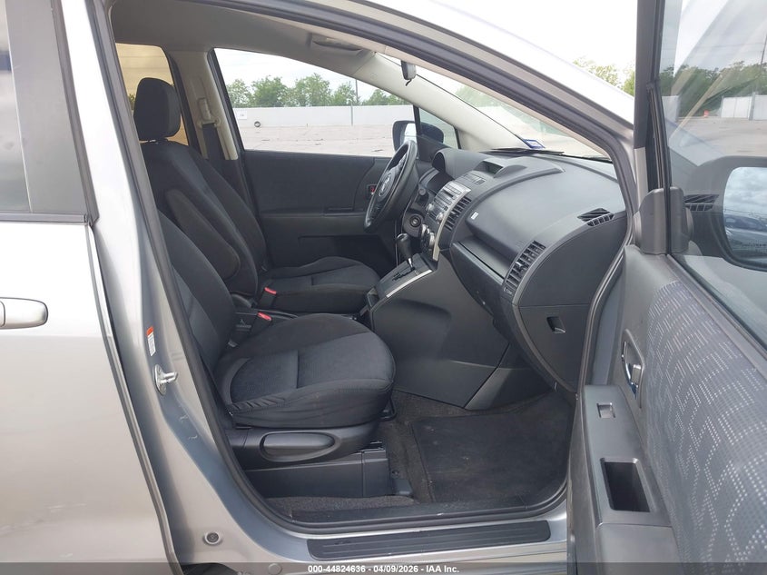 2010 Mazda Mazda5 Sport