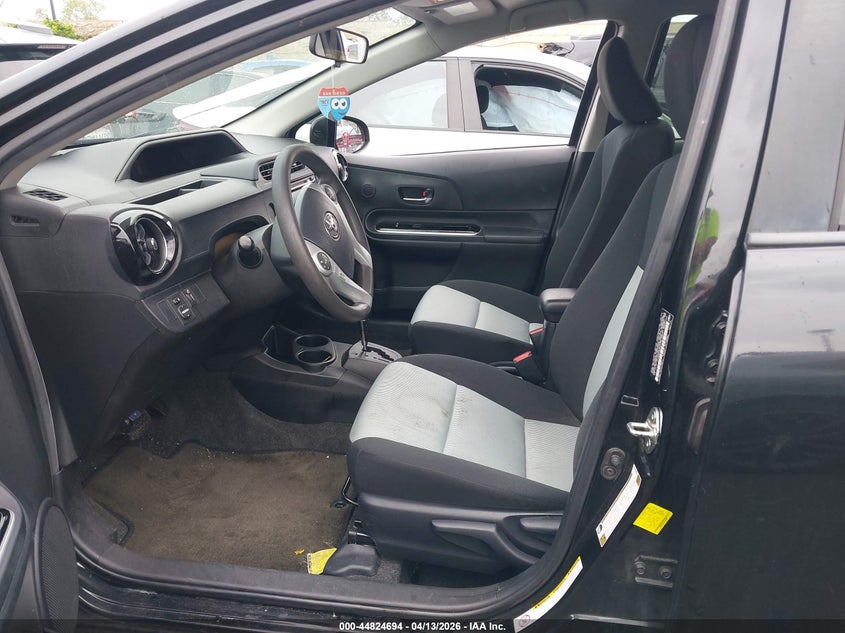 2016 Toyota Prius C Two